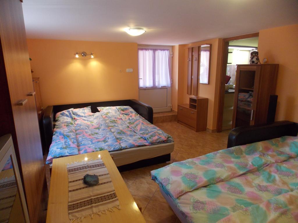 Szonja Apartman 艾格扎洛克 外观 照片