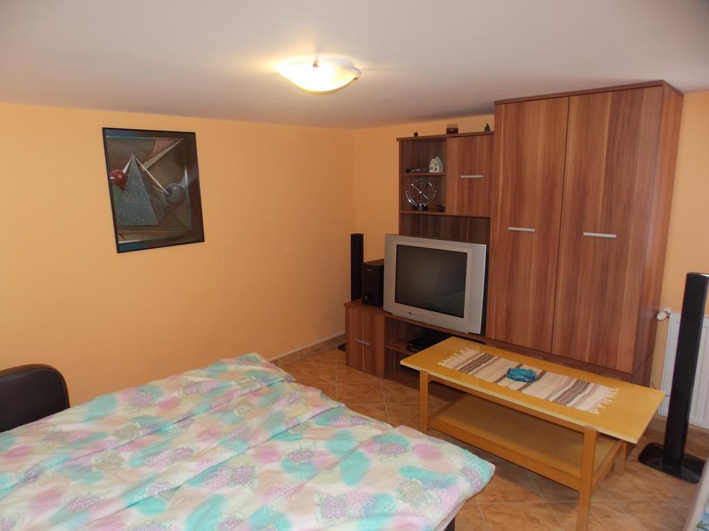 Szonja Apartman 艾格扎洛克 外观 照片