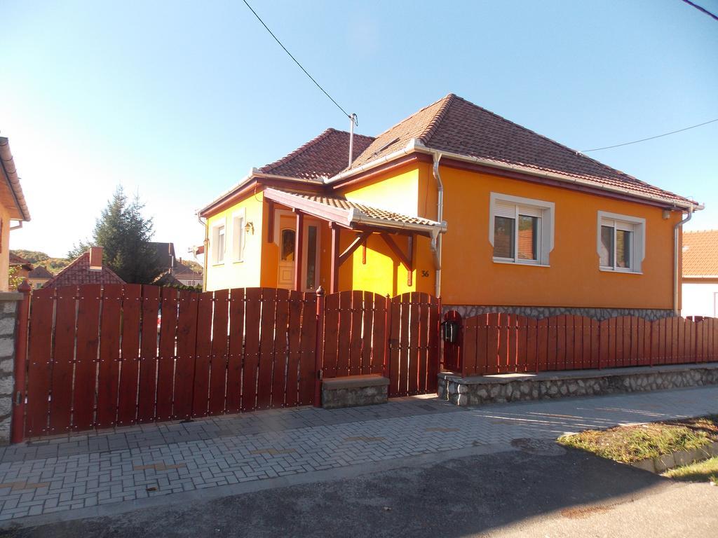Szonja Apartman 艾格扎洛克 外观 照片